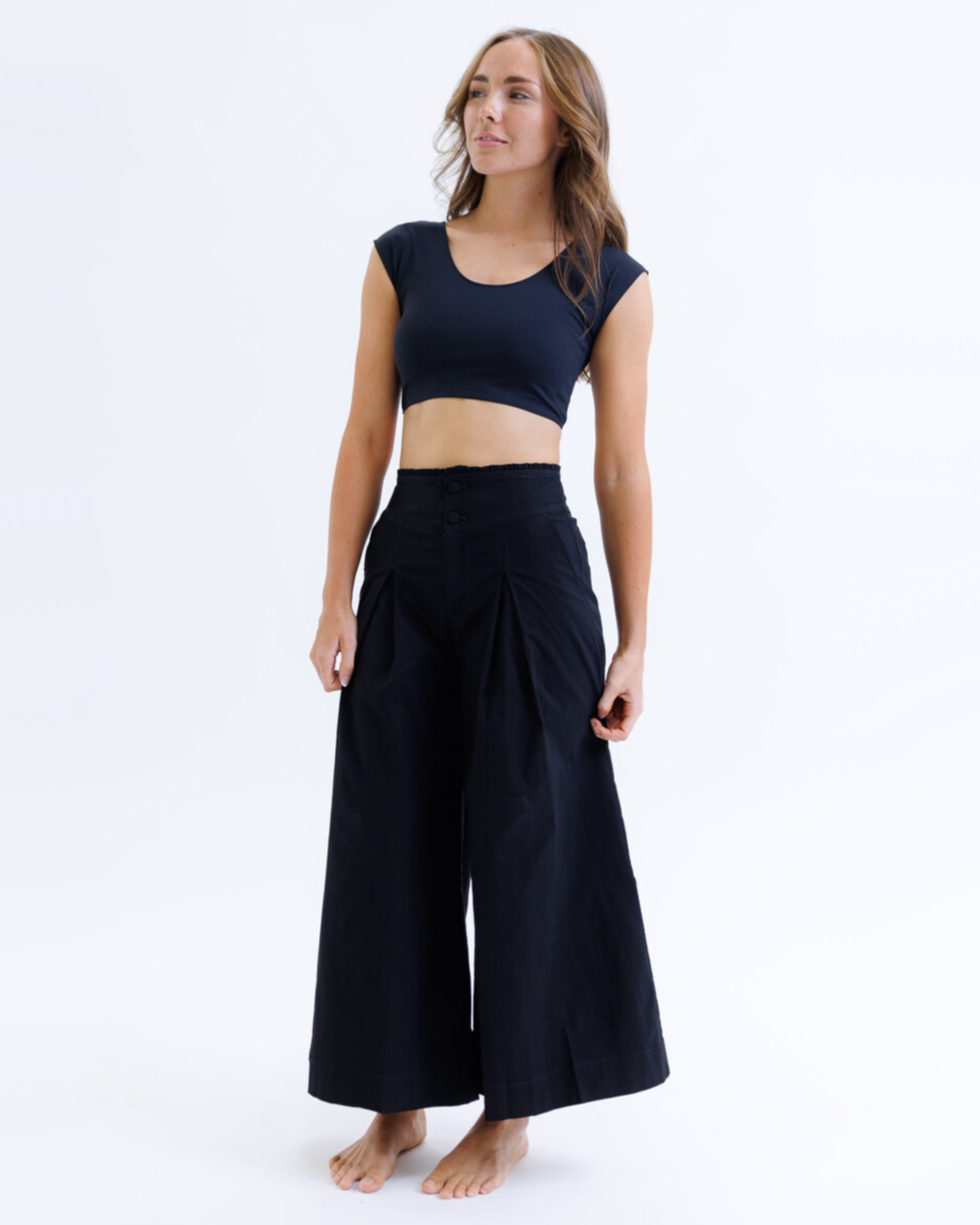 Contour Demi Tee